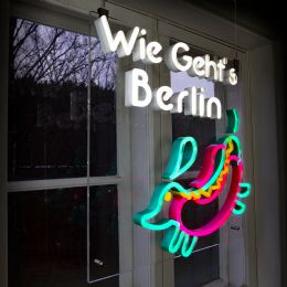 ../media-library_1080x1080/Wie_GehtÂ´s_Berlin_LED_Neon_Skylt_3.png